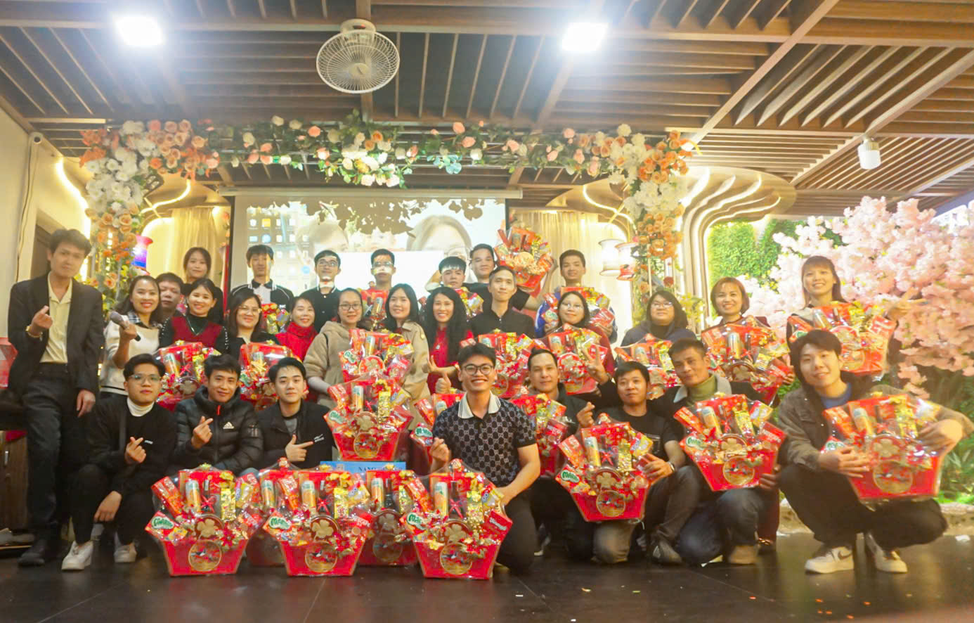 CÔNG TY S-HOME TỔ CHỨC TIỆC TẤT NIÊN 2024 CÙNG TOÀN THỂ CÁN BỘ CÔNG NHÂN VIÊN